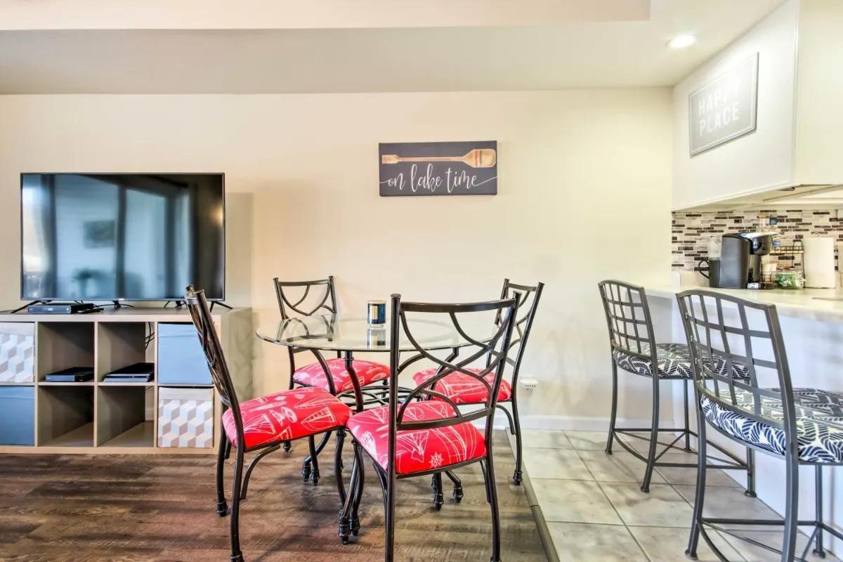 Waterfront Condo With Boat Slip! Lake Ozark Bagian luar foto